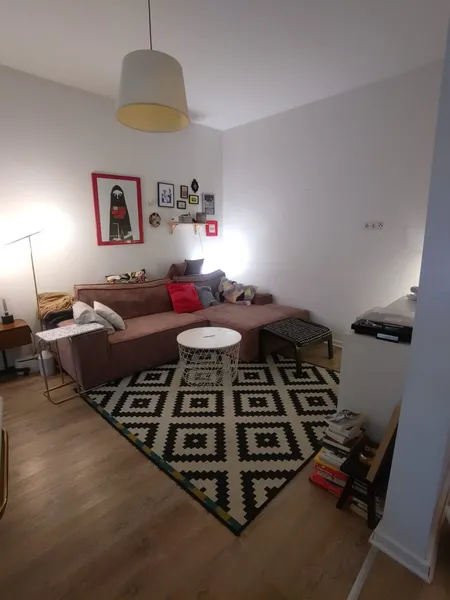 Ruhige 2-Zimmer-Wohnung mit Terrasse zur Untermiete — photo 1